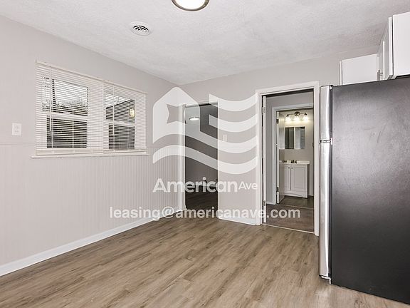 802873_005_wm_-_dining_room_13385568.jpg