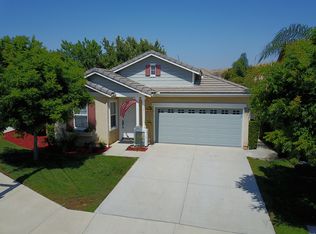 28388 Maitland Ln, Saugus, CA 91350