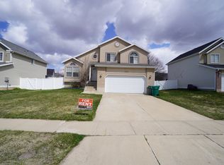 1229 E 3025 N, Layton, UT 84040