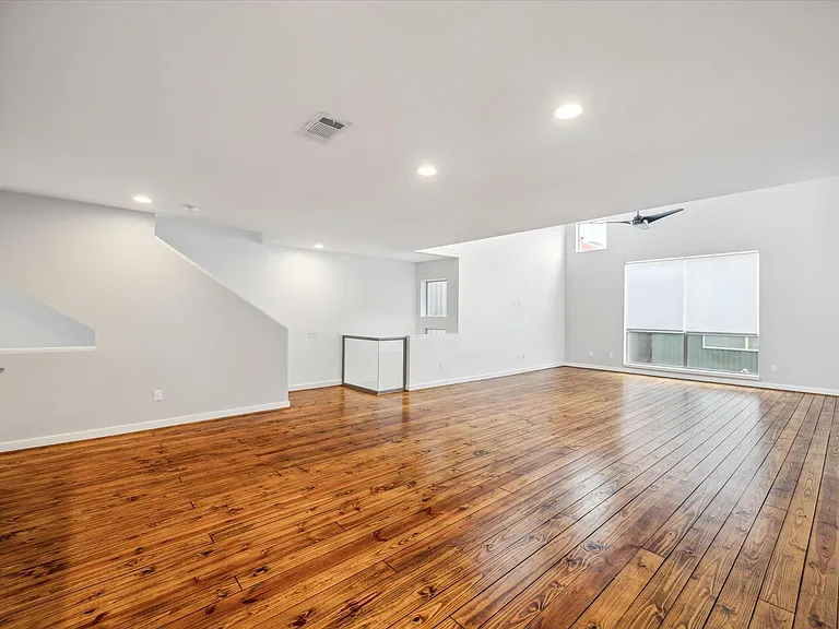 6947 Ardmore St — Photo 10