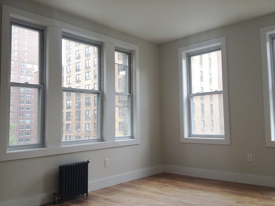 1st image of 200 W 93rd St APT 3A