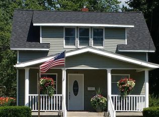 112 Mill St, Coopersville, MI 49404