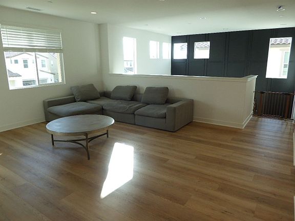 5th image of 17715 Hillside Pl
