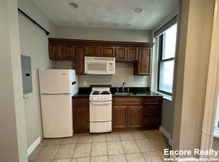254 Newbury St #3, Boston, MA 02116