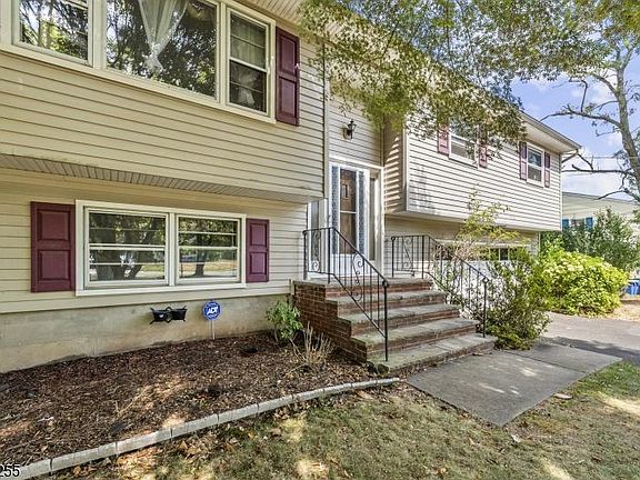 2nd image of 310 Hillcrest Ave