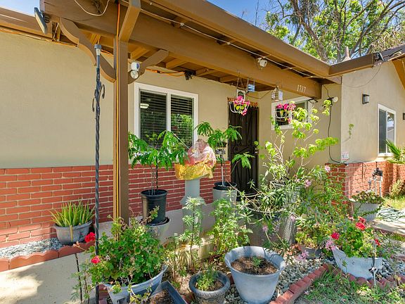 5th image of 1717 Ensenada Dr