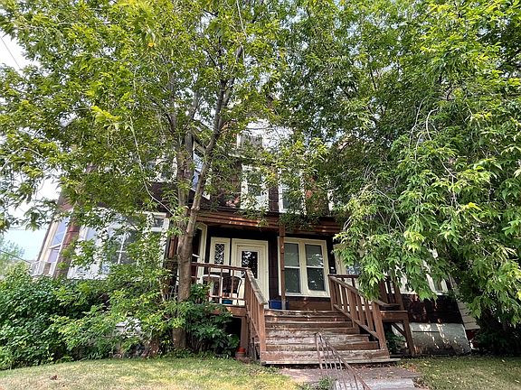2nd image of 1901 E Superior St #3
