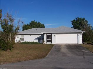 2864 49th Ln SW, Naples, FL 34116