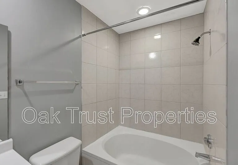 4834 Habersham Ln — Photo 25