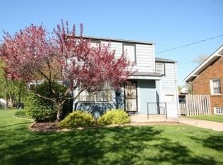 451 S 20th St, Decatur, IL 62521