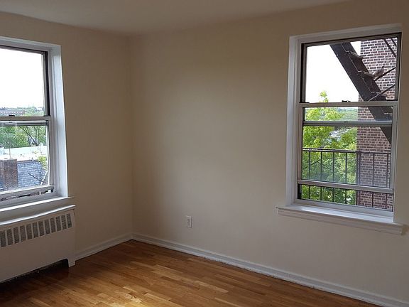3rd image of 3335 76th St APT 5J