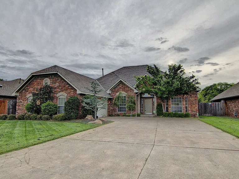 15705 Himalaya Rdg — Photo 22