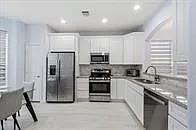 3 bed, 2.5 bath, 1562 sqft, $1,850 — Photo 3