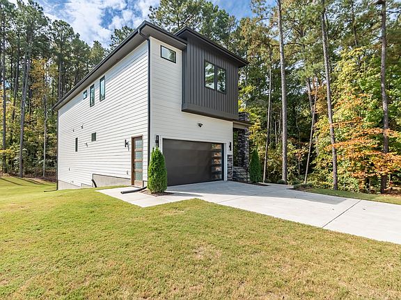 2nd image of 914 Ardmore Dr