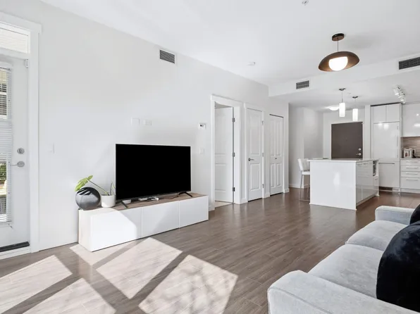 9500 Tomicki Ave #121, Richmond, BC V6X 0C4