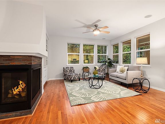4th image of 13117 Adair Creek Way NE
