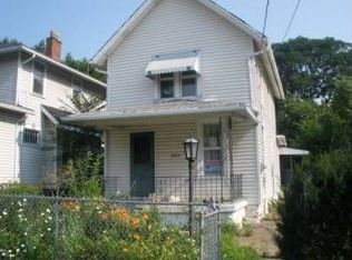 1005 4th St NW, Canton, OH 44703
