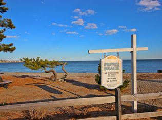 94 Point Lookout, Milford, CT 06460