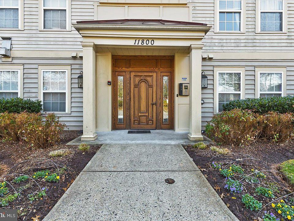 1st image of 11800 Eton Manor Dr APT 303