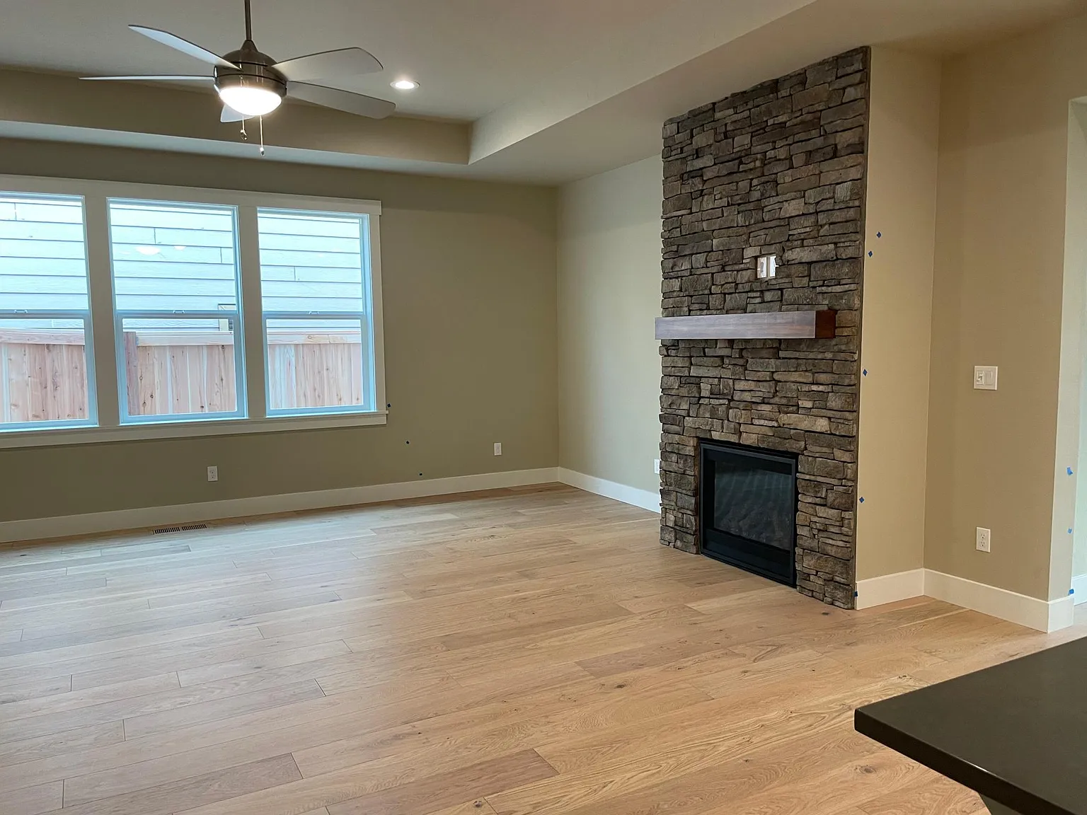 3 bed, 1552 sqft, $2,550 — Photo 3