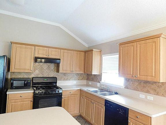 3rd image of 1011 Andover Glen Dr