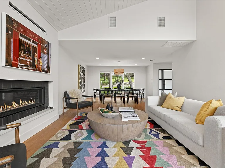 3412 Shinoak Dr — Photo 9