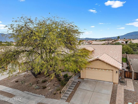 3rd image of 851 S Smokey Mountains Rd