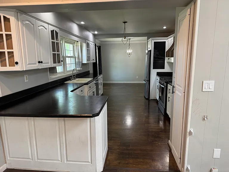 4311 S Park Ct — Photo 8