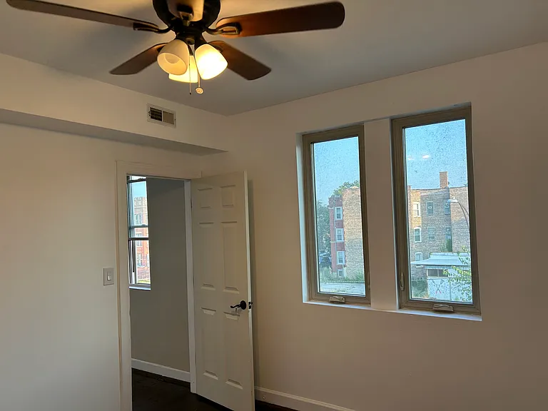 548 E 61st St #3 — Photo 6