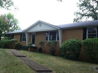 2512 Timberwood Dr, Clarksville, TN 37040