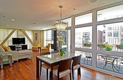 5th image of 400 N Orleans St Unit 3B
