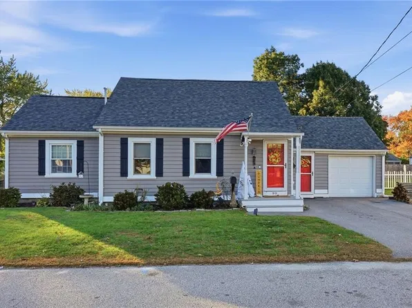 99 George Arden Ave, Warwick, RI 02886