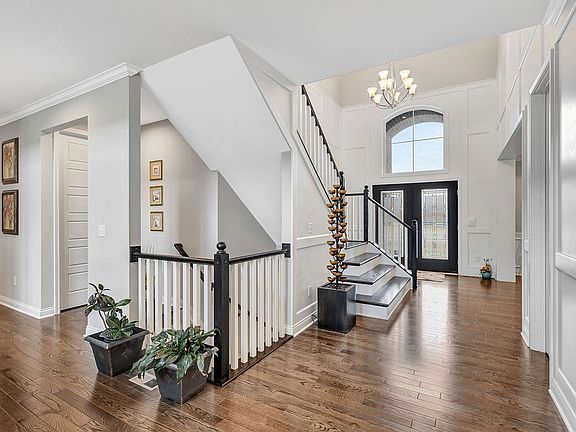 4th image of 3306 Bouleware Blvd