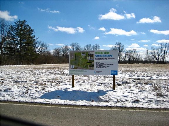 4th image of 9175 E County Road 300 N