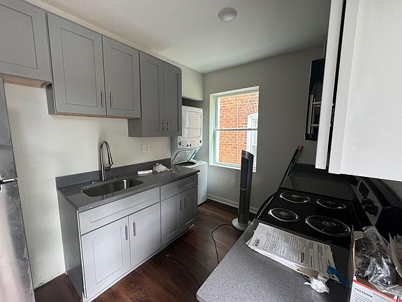 4th image of 1608-1610 Maury St