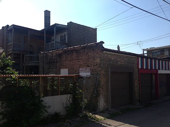 4th image of 814 N Drake Ave
