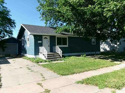 2nd image of 4317 Sunset Ln