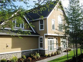 1st image of 1009 Island Blvd