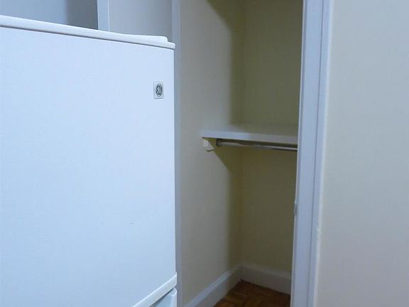 3rd image of 524 E 79th St APT 2B