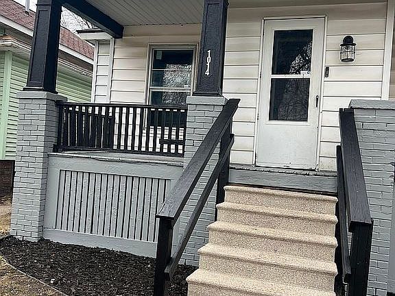 2nd image of 1014 Cleveland St