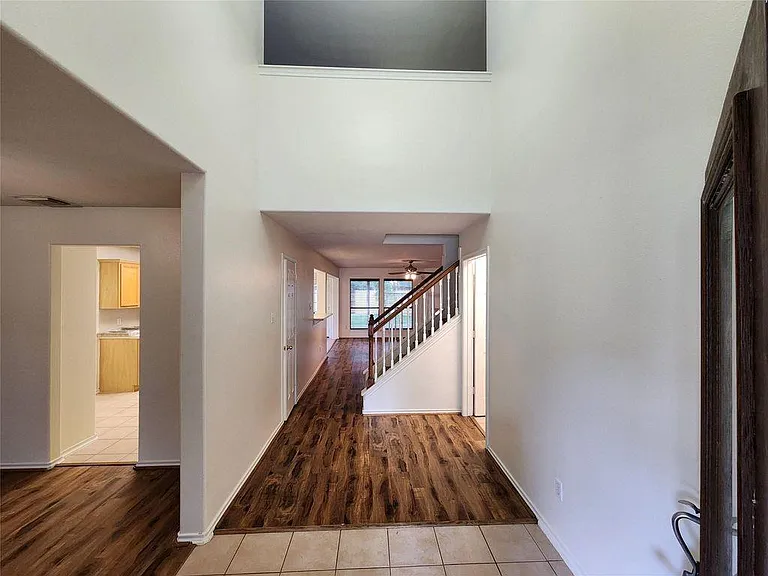 24422 Travis House Ln — Photo 4