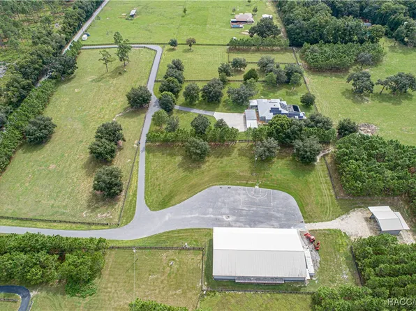 1400 W Cason Ct, Lecanto, FL 34461