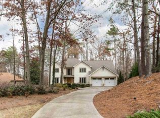 2270 Roxburgh Dr, Roswell, GA 30076