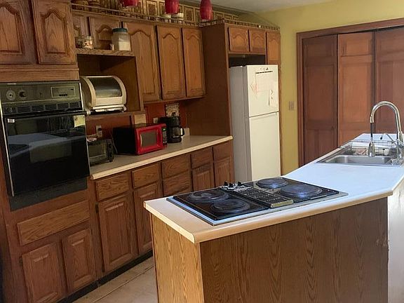 5th image of 1203 Broadbottom Rd