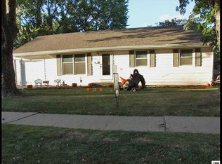 5306 SW 31st Ter, Topeka, KS 66614