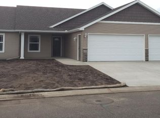 135 Glenview Loop, Saint Cloud, MN 56303