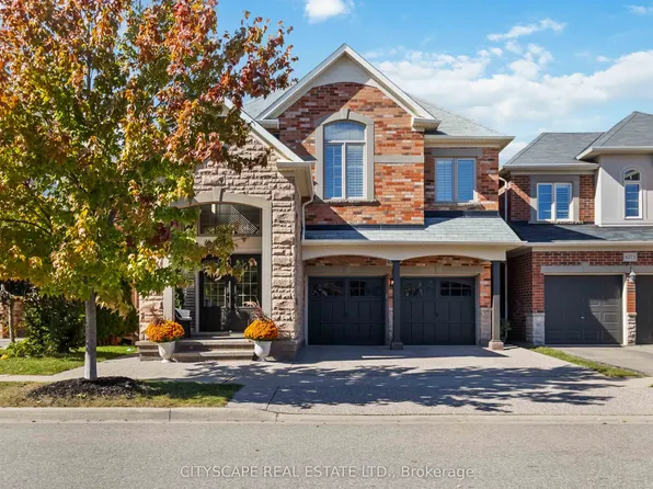 4269 Vivaldi Rd, Burlington, ON L7M 0N4