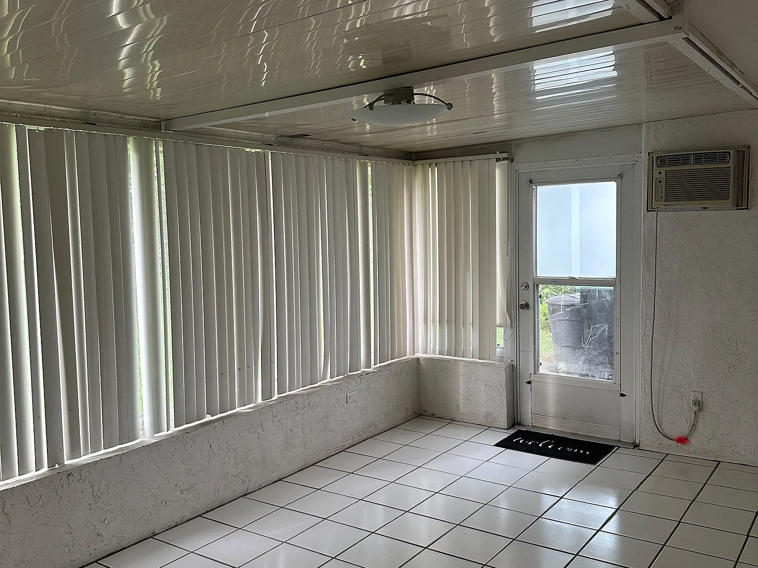 2 bed, 1266 sqft, $2,000 — Photo 3