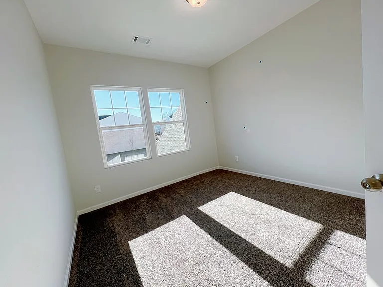 2475 Whistler Way NE — Photo 15