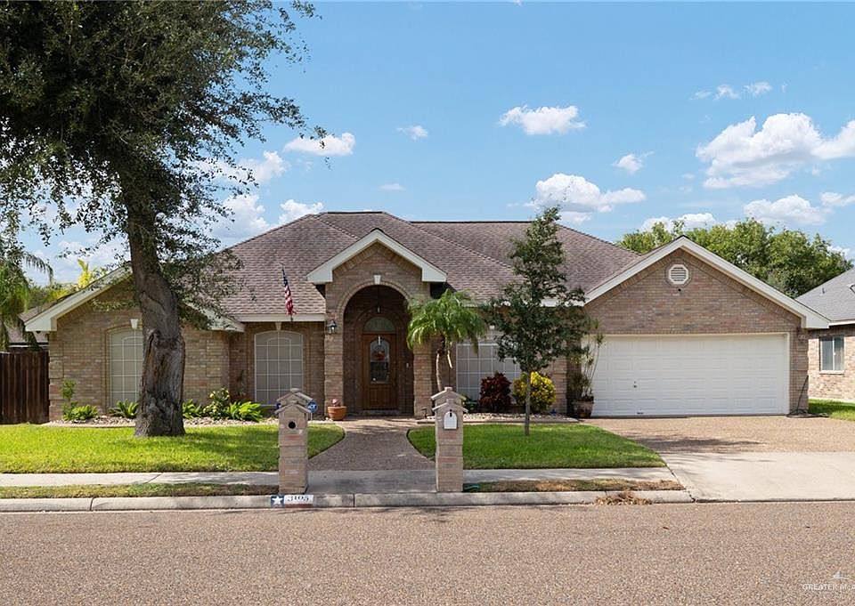 1st image of 3105 Wisteria Dr